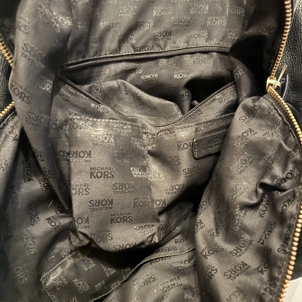 Michael Kors Black Leather Shoulder Bag with Gold Accents - Picture 9 of 13